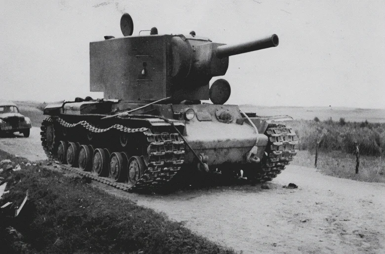 Kliment Voroshilov KV-2 tank